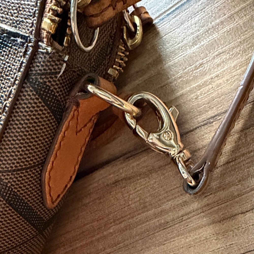 Fossil Corey Geometric Chevron Crossbody Bag - Earthy Minimalist EUC - Picture 4 of 9